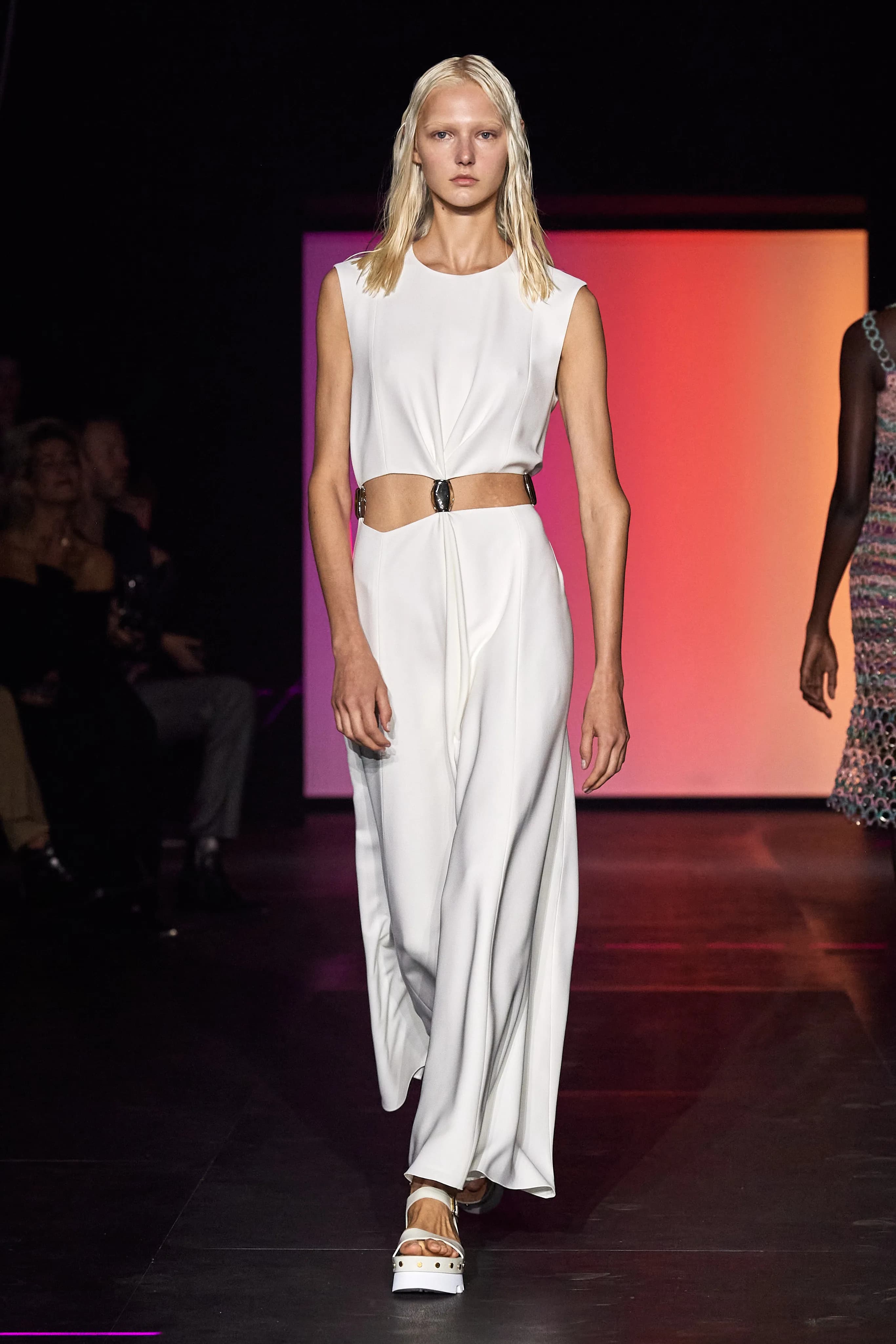Chloé Spring 2023 Ready-to-Wear runway look