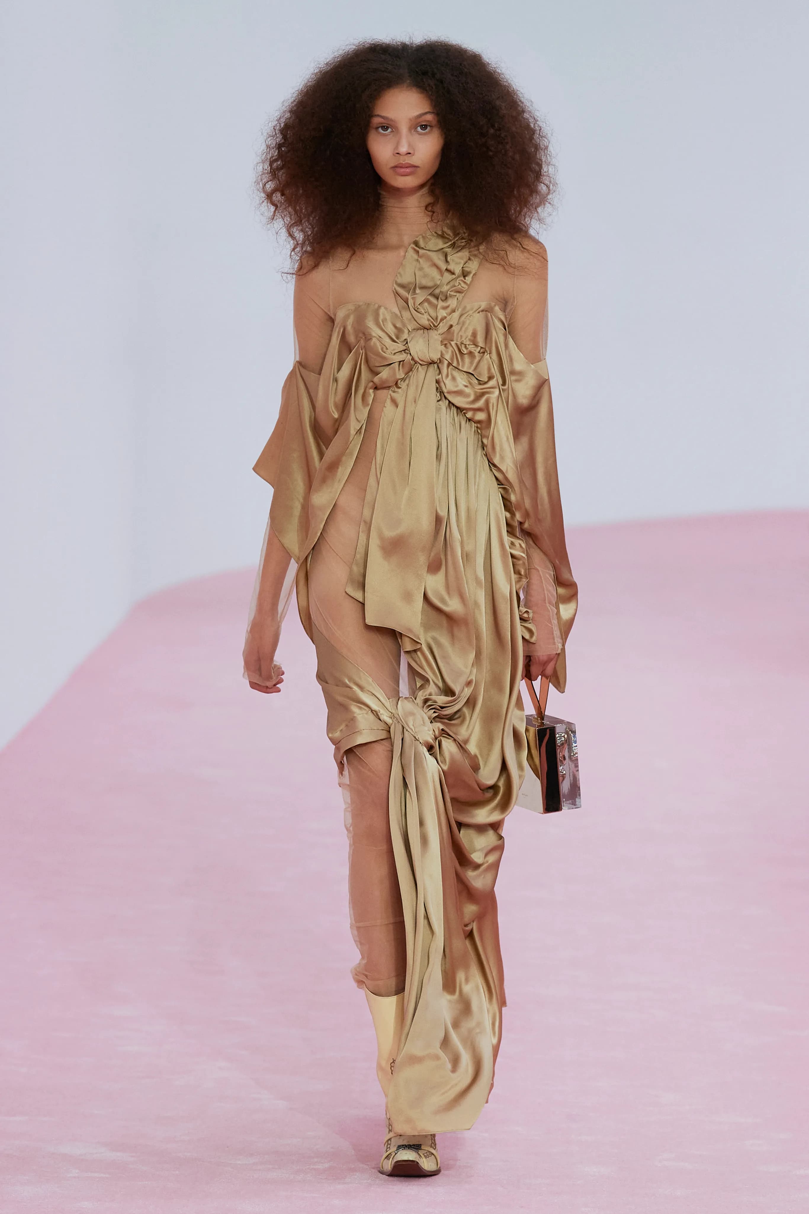 Acne Studios Spring 2023 Ready-to-Wear runway look