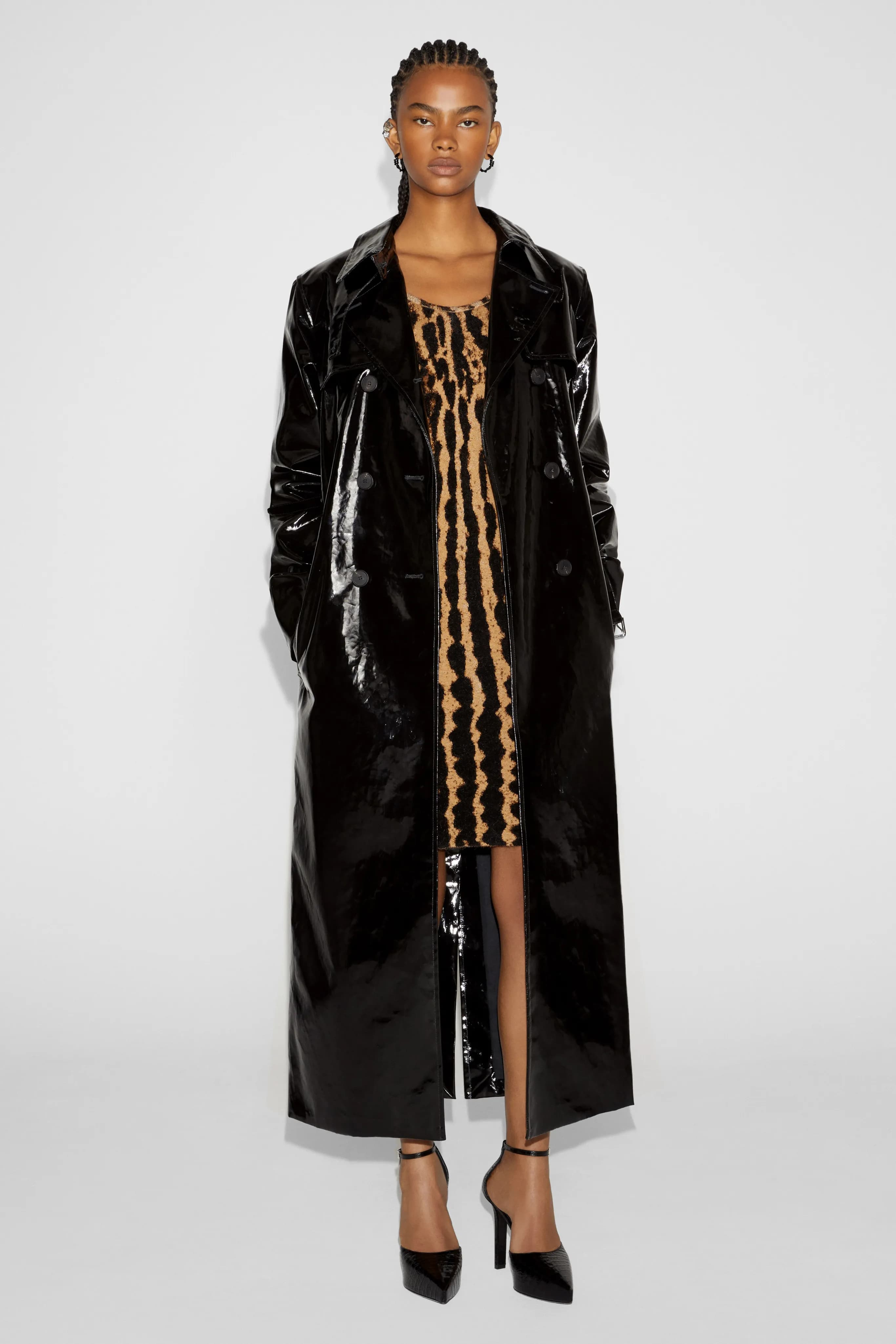 Givenchy Resort 2023 runway look