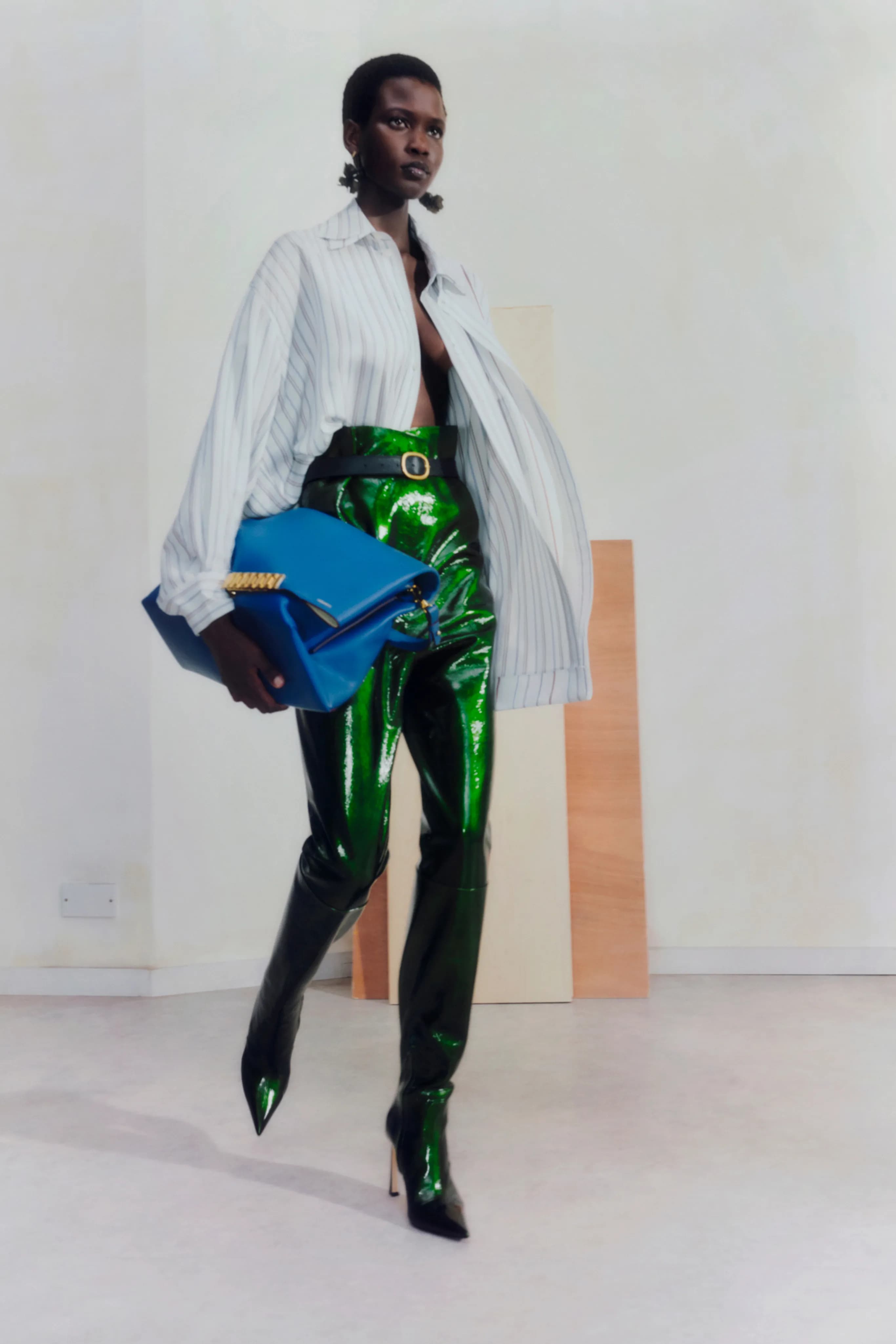 Victoria Beckham Pre-Fall 2023 runway look