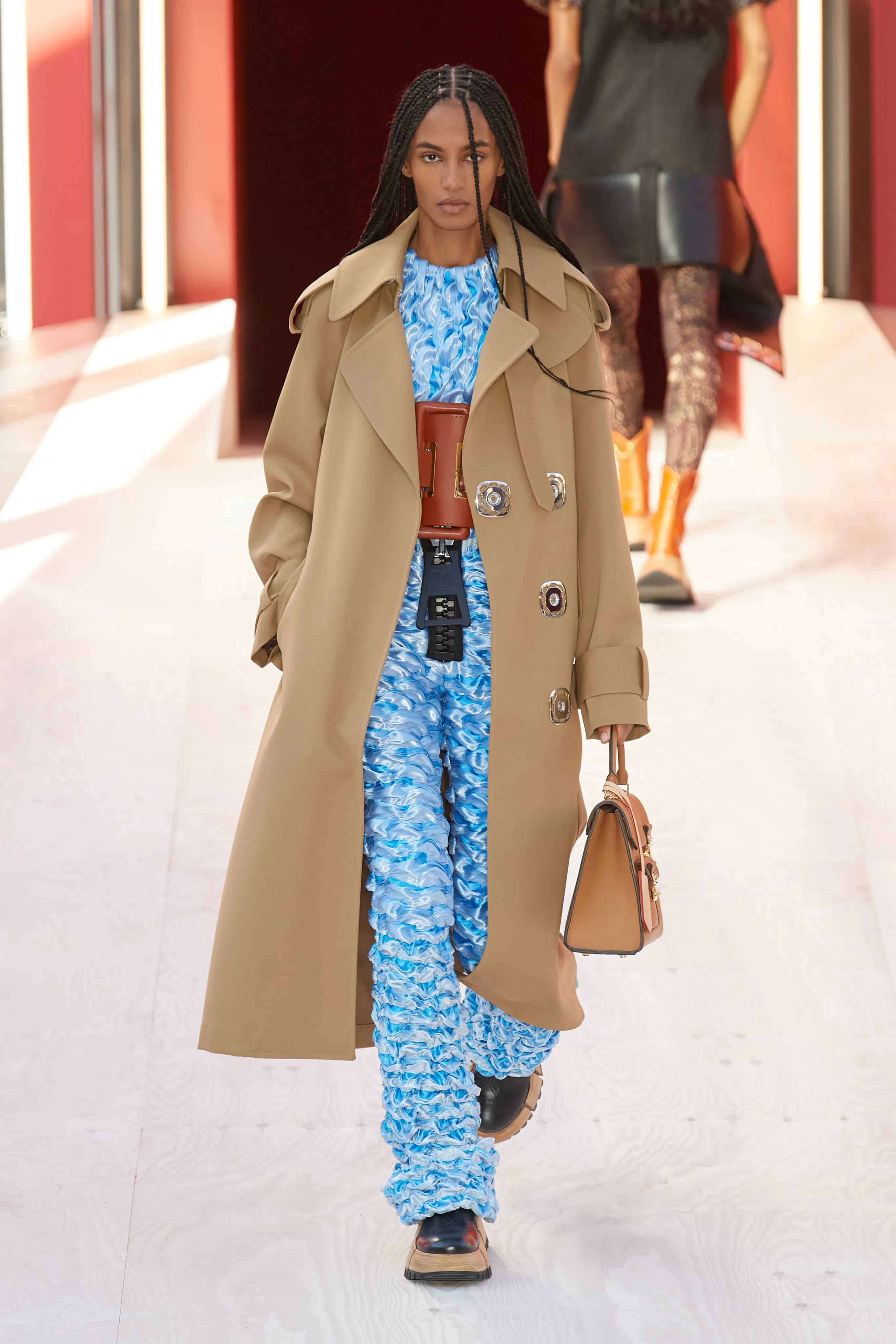 Louis Vuitton Spring 2023 Ready-to-Wear runway look