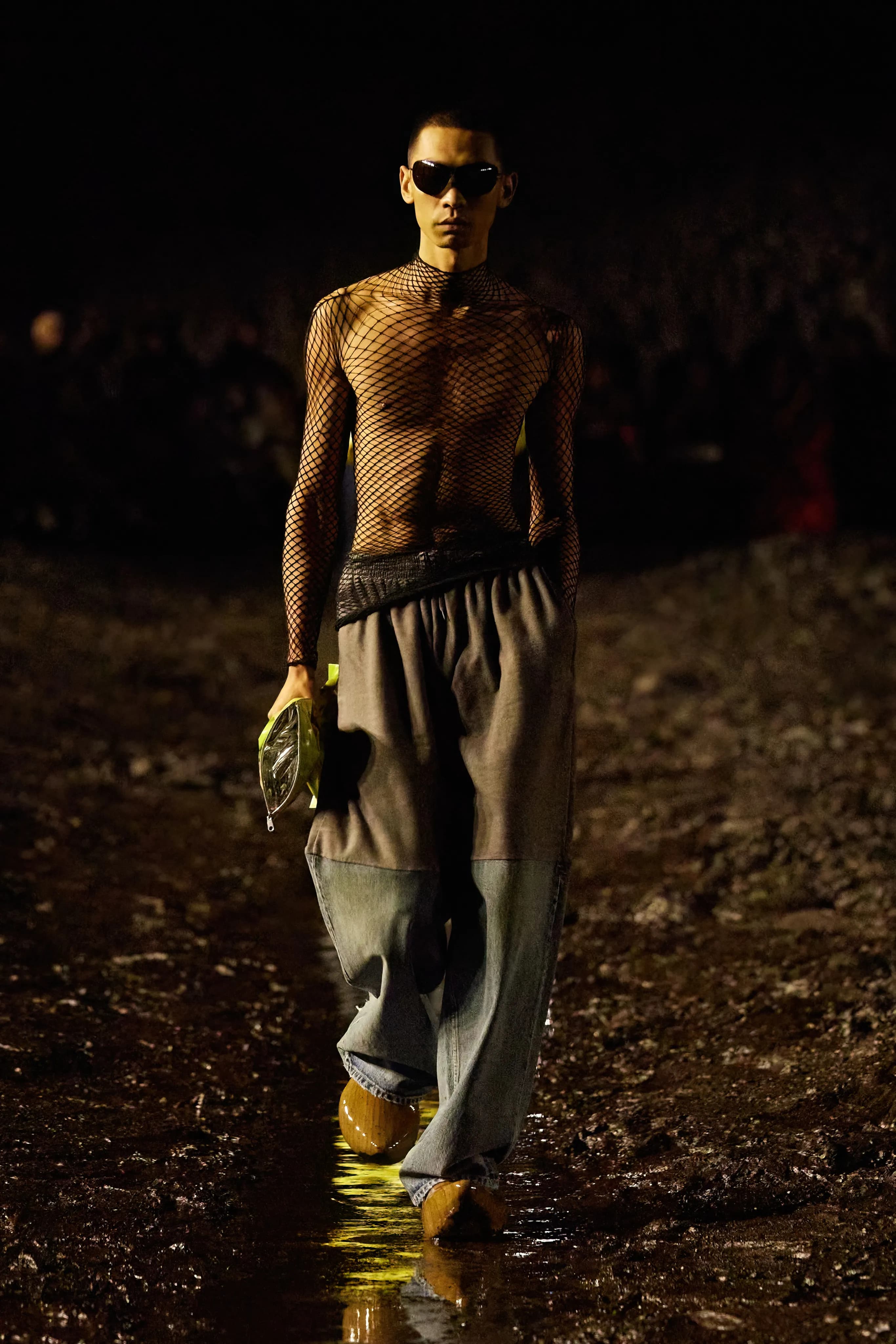 Balenciaga Spring 2023 Ready-to-Wear runway look