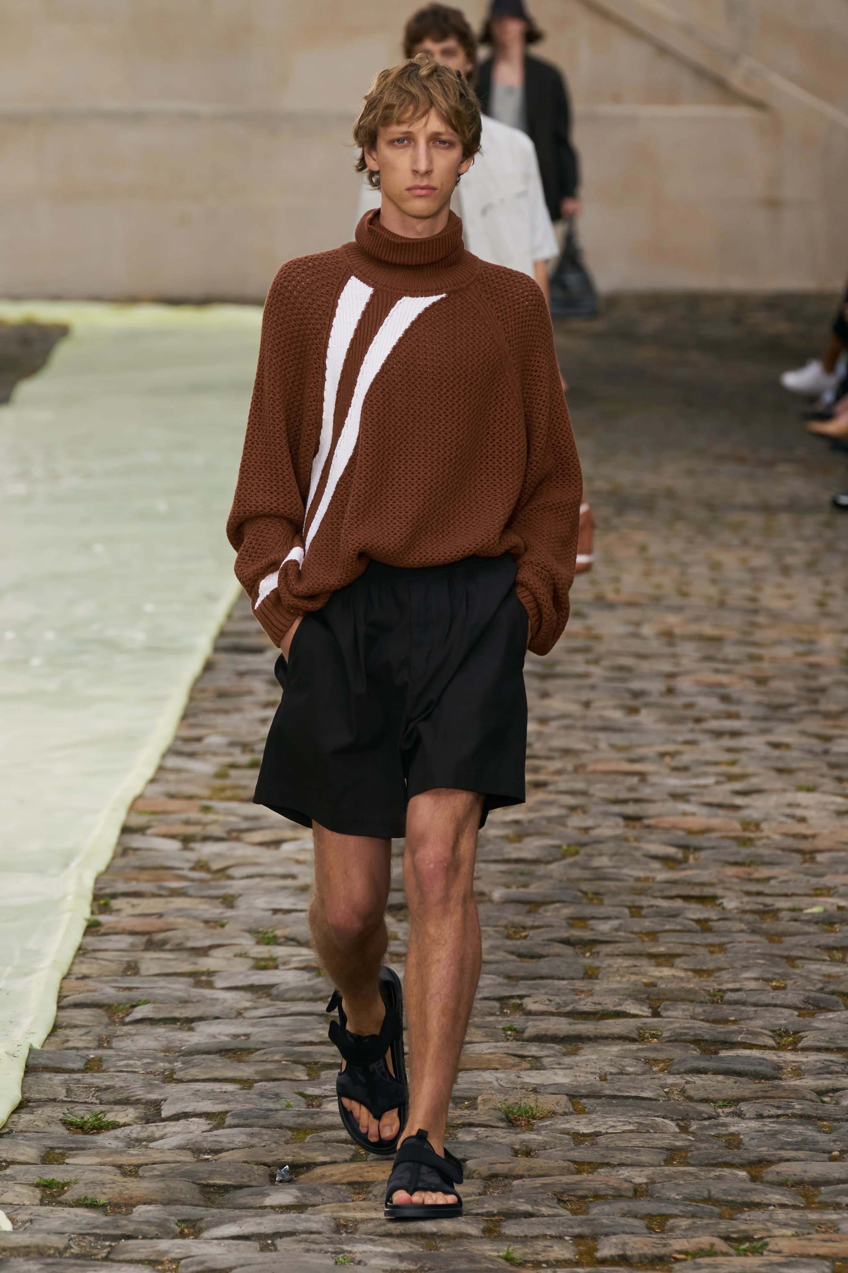 Hermès Spring 2023 Menswear runway look