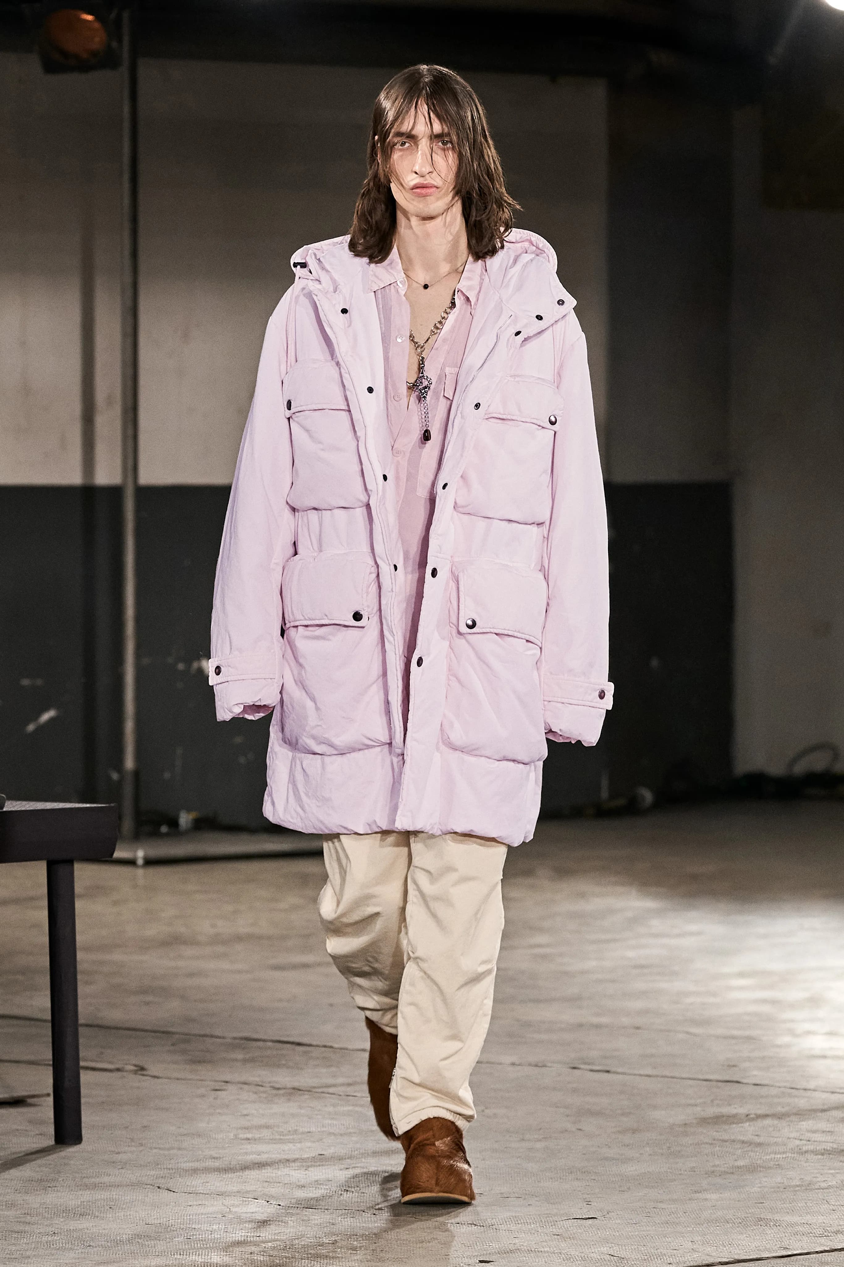 Dries Van Noten Fall 2023 Menswear runway look