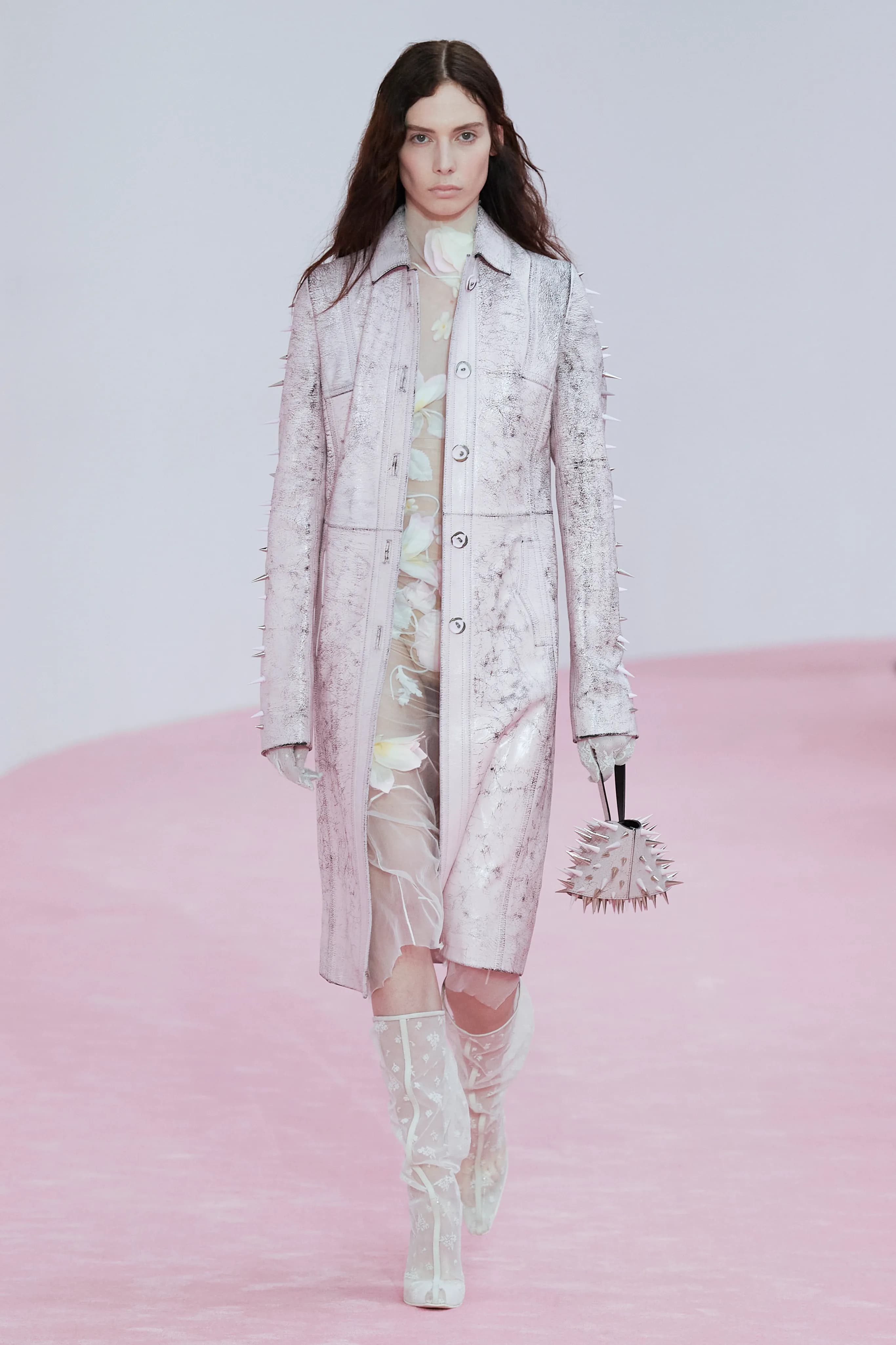 Acne Studios Spring 2023 Ready-to-Wear runway look