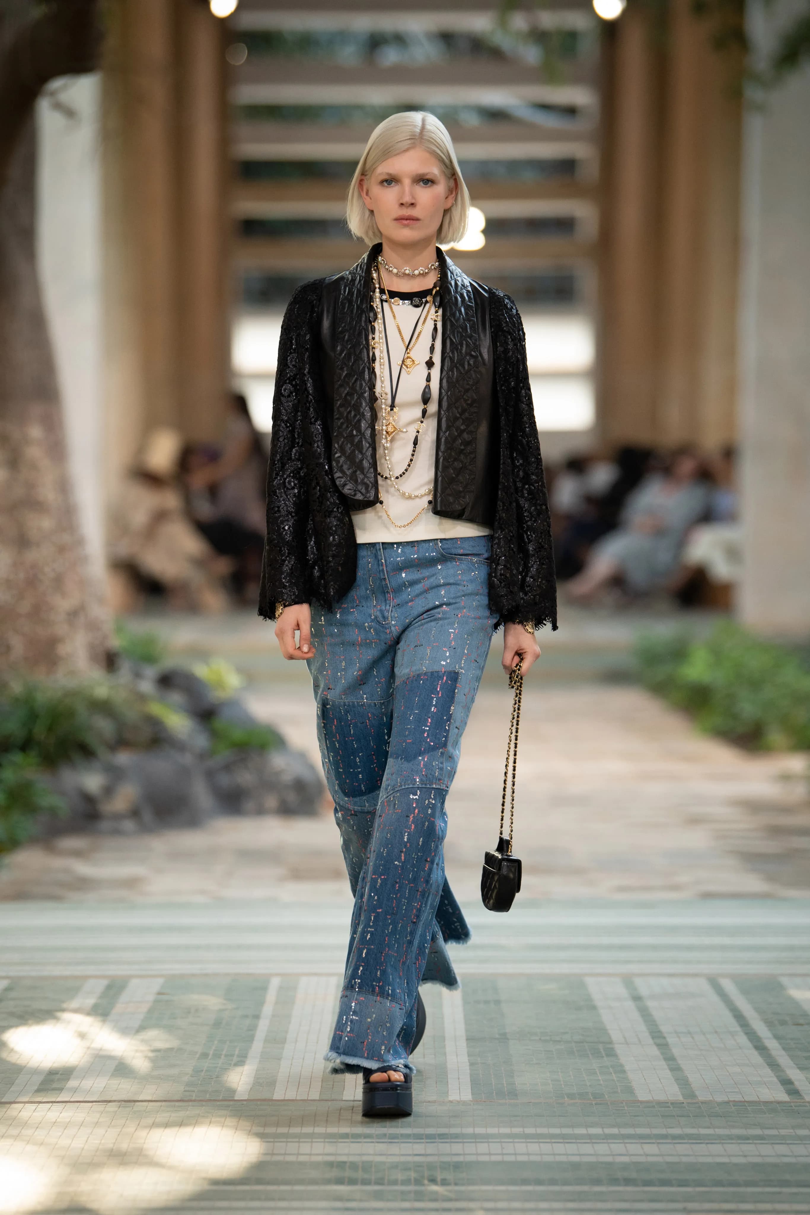 Chanel Pre-Fall 2023 runway look