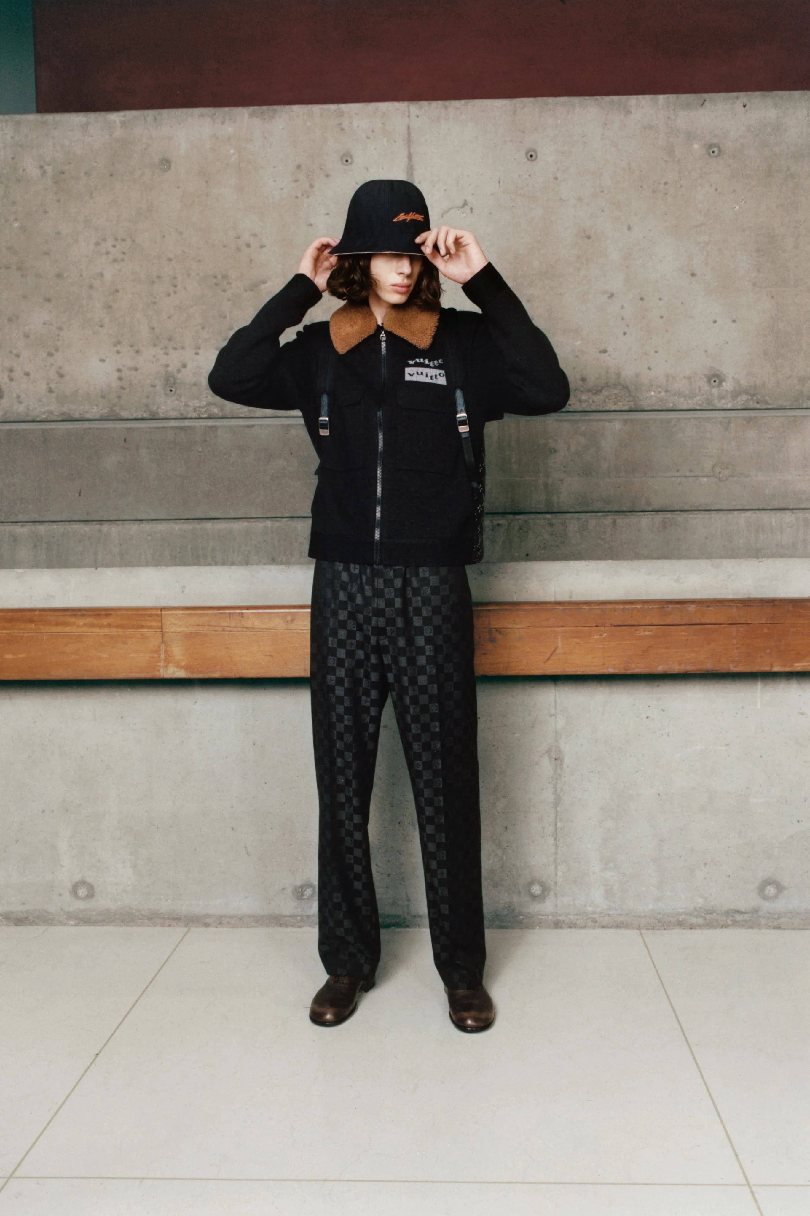 Louis Vuitton Resort 2023 Menswear runway look