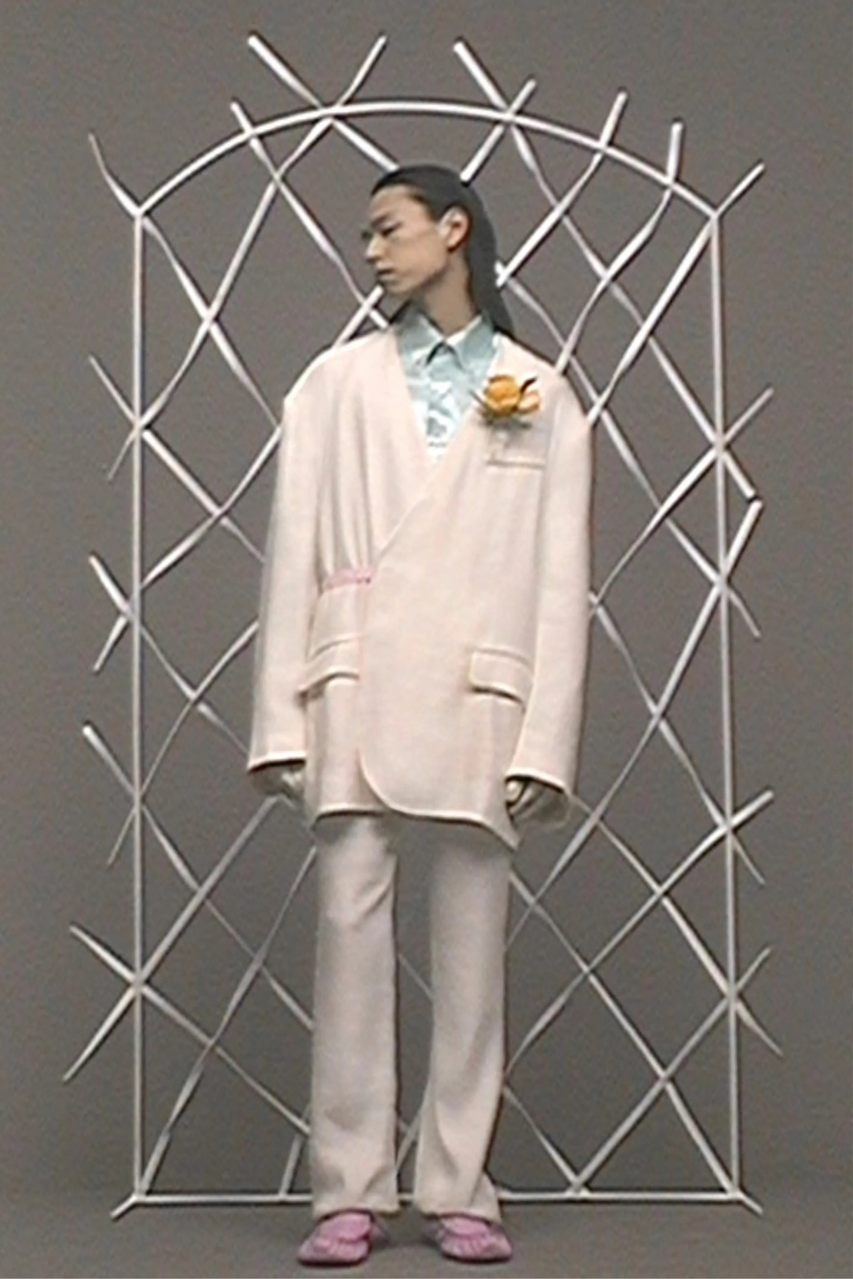 Acne Studios Spring 2023 Menswear runway look