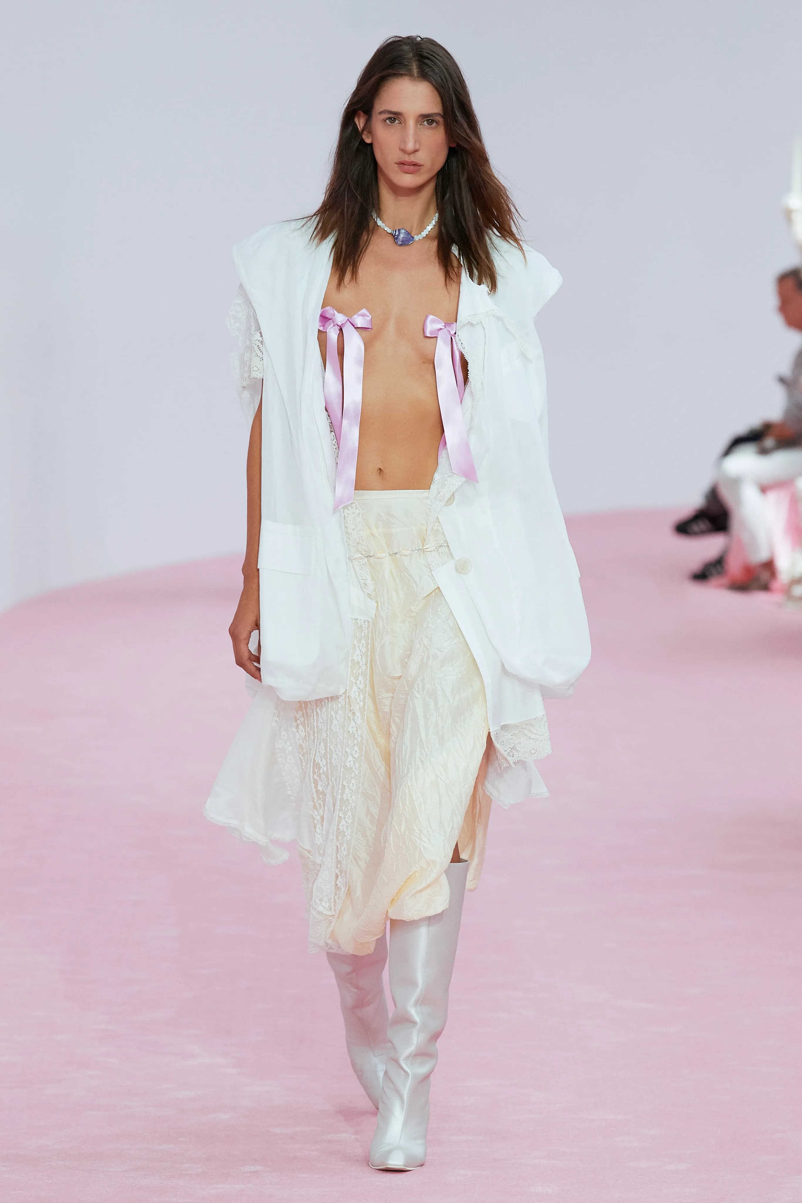Acne Studios Spring 2023 Ready-to-Wear runway look