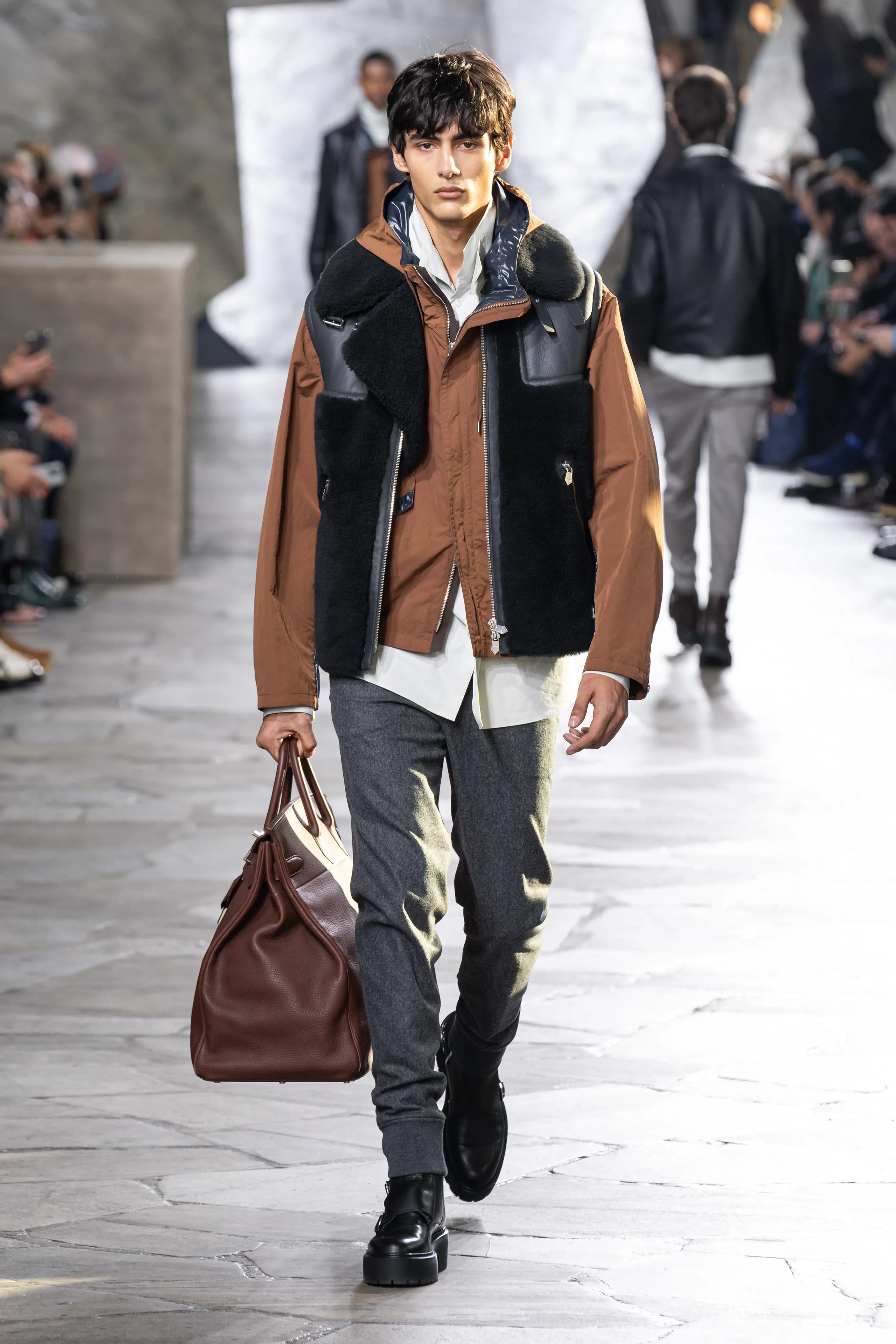 Hermès Fall 2023 Menswear runway look